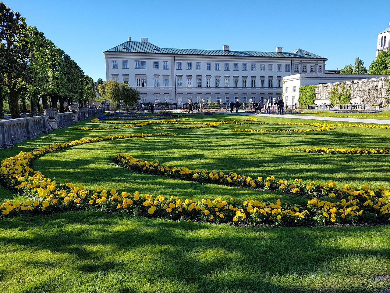 Mirabell Palace & Gardens https://pixabay.com/photos/mirabell-mirabell-garden-salzburg-2811464/